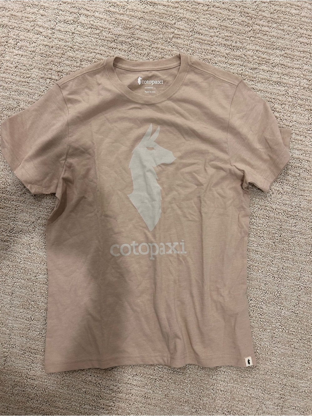 New Women’s cotopaxi Short-Sleeve Tee in Light Tan with Llama Logo